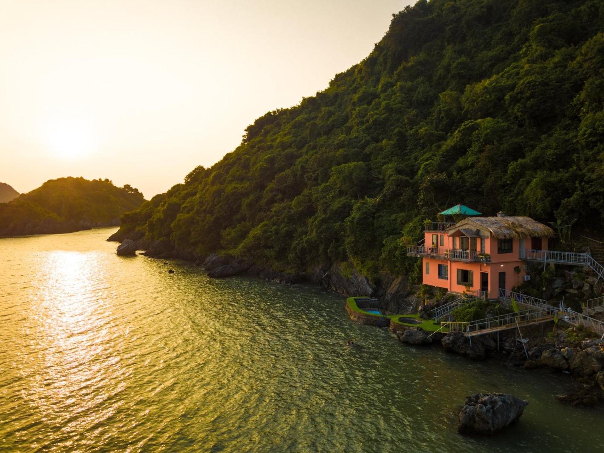 Ocean Beach Resort Cat Ba Island Exterior foto